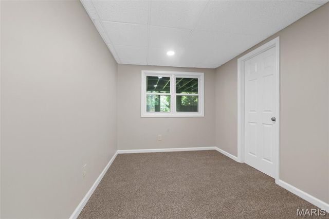 1844 Night Drive, Florissant, MO 63031