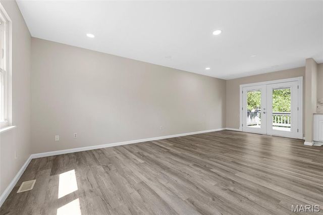 1844 Night Drive, Florissant, MO 63031