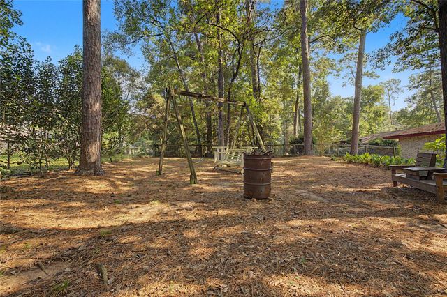3774 Spring Drive, Huntsville, TX 77340