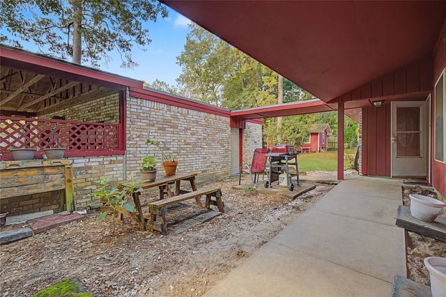 3774 Spring Drive, Huntsville, TX 77340