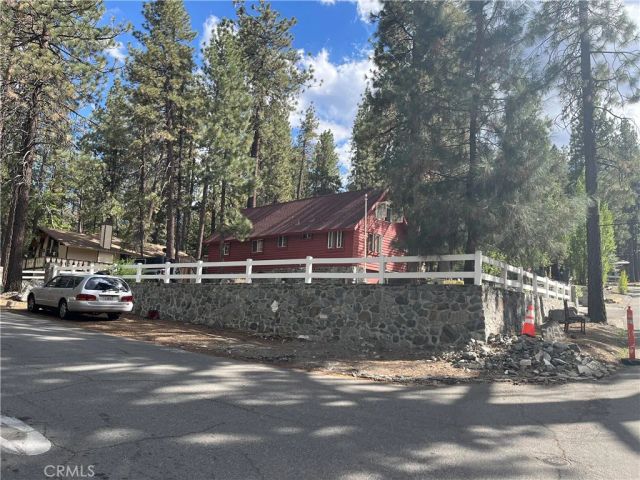 5865 Elm Street, Wrightwood, CA 92397