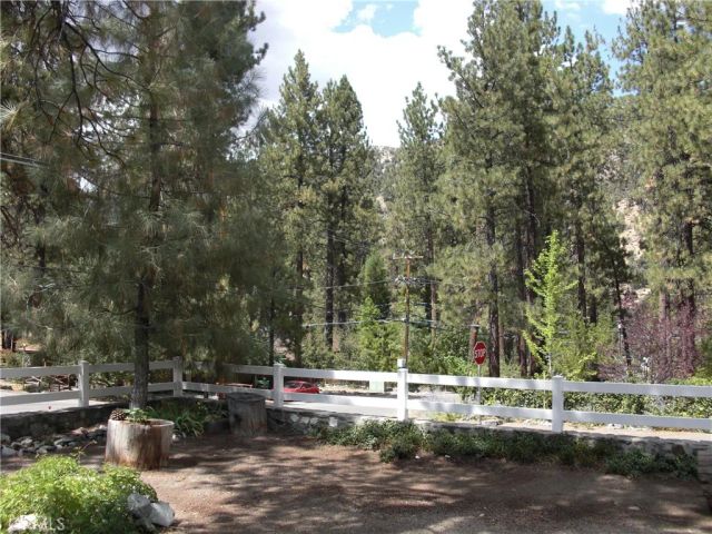 5865 Elm Street, Wrightwood, CA 92397