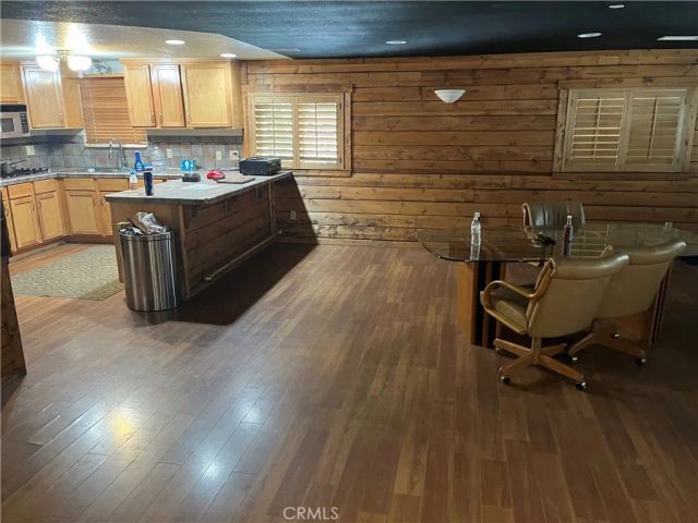 5865 Elm Street, Wrightwood, CA 92397
