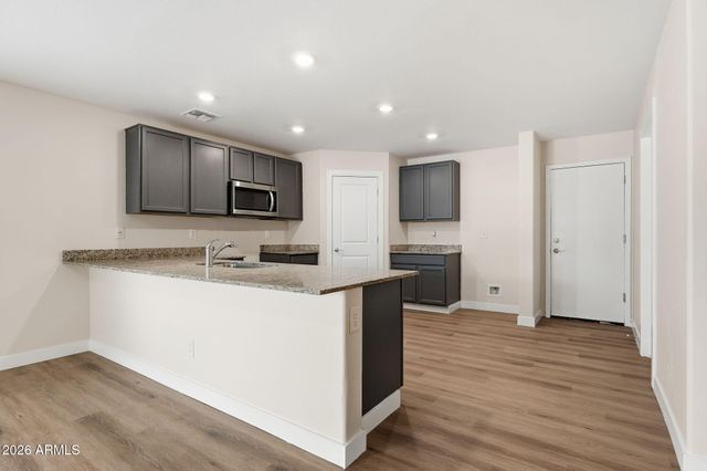 565 W BLACK HAWK Place, Casa Grande, AZ 85122