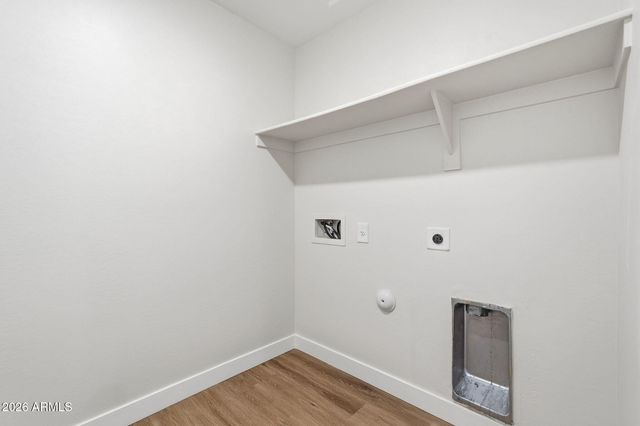 565 W BLACK HAWK Place, Casa Grande, AZ 85122