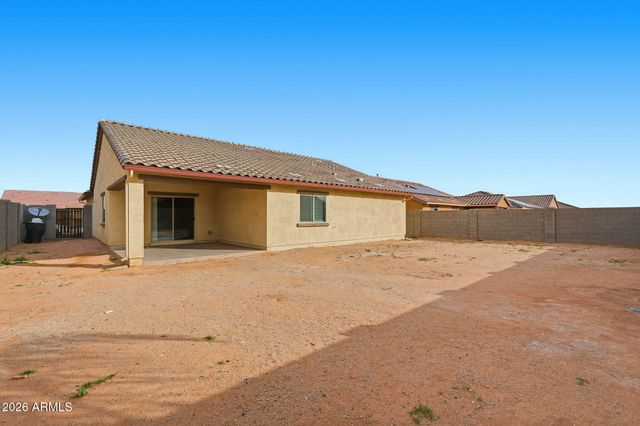 565 W BLACK HAWK Place, Casa Grande, AZ 85122