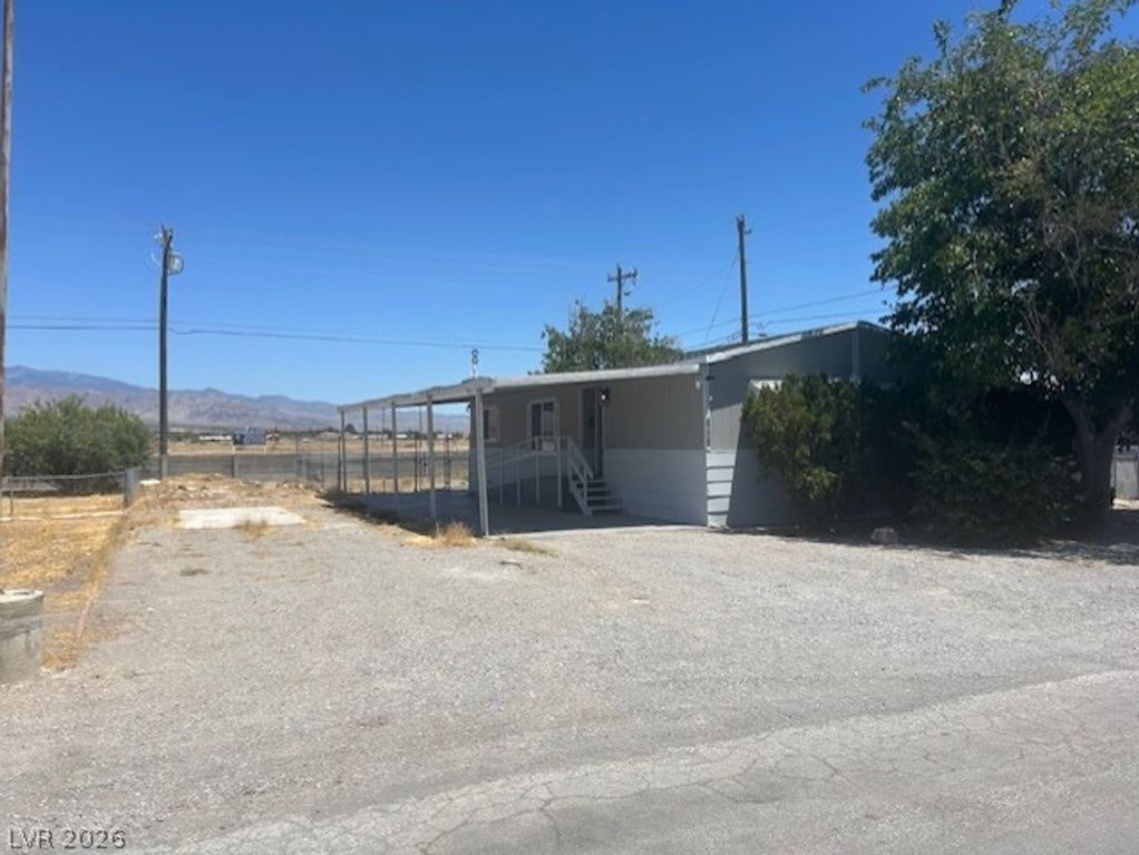 1061 South Comstock Circle, Pahrump, NV 89048