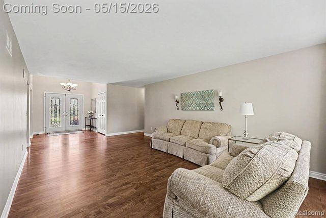 11921 Raintree Court, Utica, MI 48315
