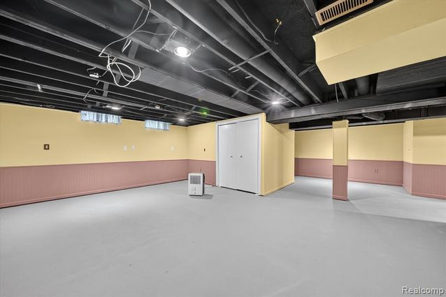 2370 Norton Road, Rochester Hills, MI 48307