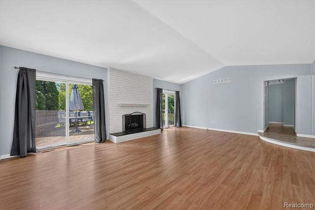 2370 Norton Road, Rochester Hills, MI 48307