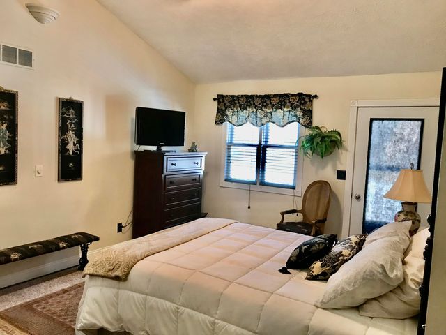 102 Field Street, White Pigeon, MI 49099