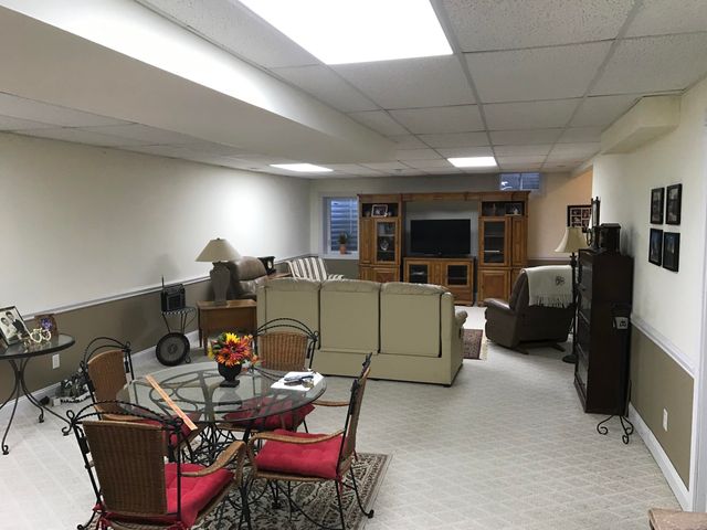 102 Field Street, White Pigeon, MI 49099