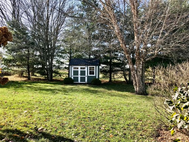 102 Field Street, White Pigeon, MI 49099