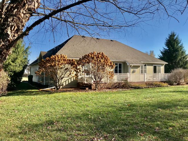 102 Field Street, White Pigeon, MI 49099