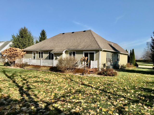 102 Field Street, White Pigeon, MI 49099