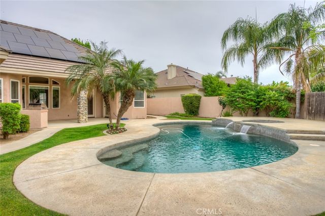 1507 Cromerton, Bakersfield, CA 93311