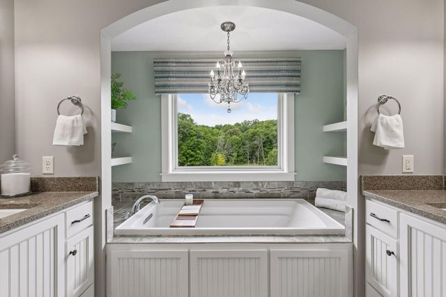 14314 McKenna Road NW, Prior Lake, MN 55372