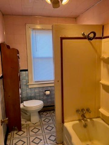 112 Lincoln Avenue, Charleroi Boro, PA 15022