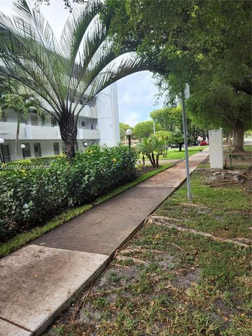 1351 NE 191st Street E415, Miami, FL 33179
