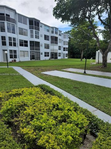 1351 NE 191st Street E415, Miami, FL 33179