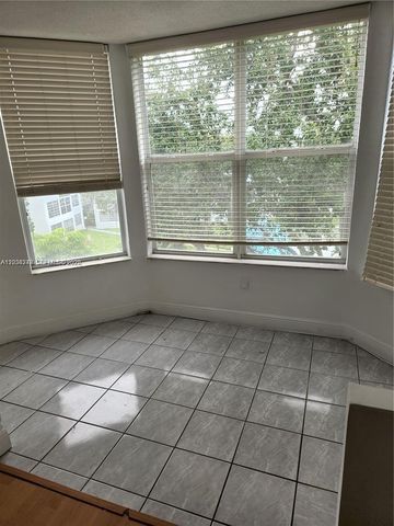 1351 NE 191st Street E415, Miami, FL 33179