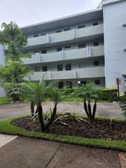 1351 NE 191st Street E415, Miami, FL 33179