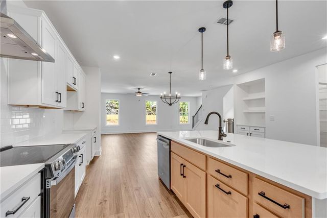 2735 Hallwood Lane, Suwanee, GA 30024
