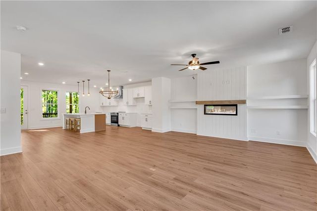 2735 Hallwood Lane, Suwanee, GA 30024