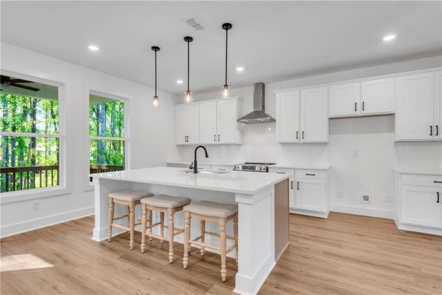 2735 Hallwood Lane, Suwanee, GA 30024
