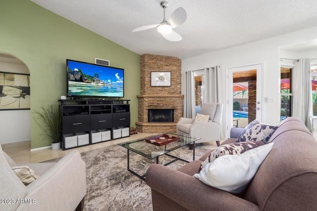 6001 E MONTE CRISTO Avenue, Scottsdale, AZ 85254