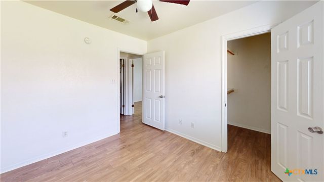 802 Hackberry Street B, Copperas Cove, TX 76522