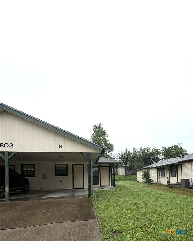 802 Hackberry Street B, Copperas Cove, TX 76522