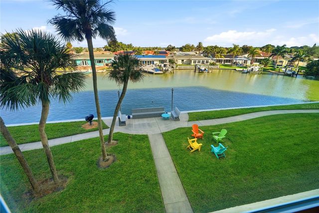 4725 COVE CIRCLE 306, St Petersburg, FL 33708