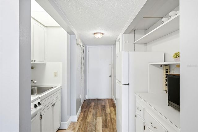 4725 COVE CIRCLE 306, St Petersburg, FL 33708