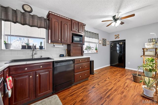 5409 Winthrop Drive, High Ridge, MO 63049