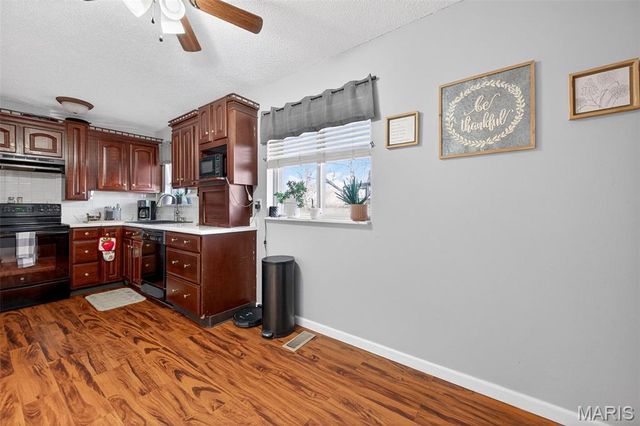 5409 Winthrop Drive, High Ridge, MO 63049