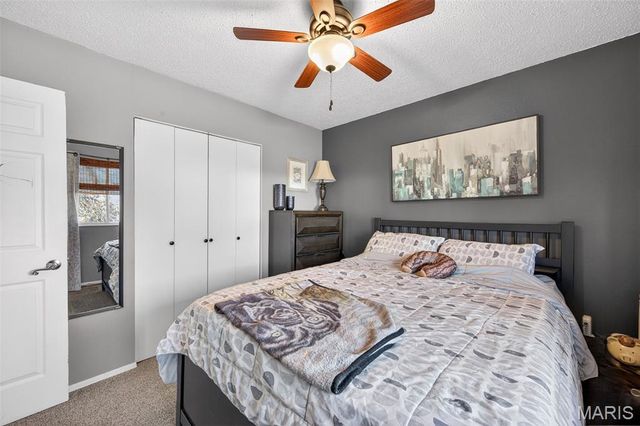 5409 Winthrop Drive, High Ridge, MO 63049