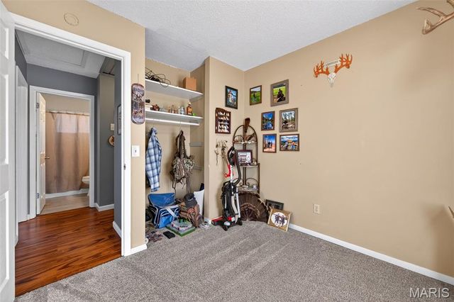 5409 Winthrop Drive, High Ridge, MO 63049