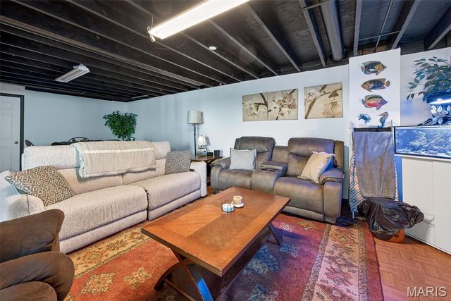 5409 Winthrop Drive, High Ridge, MO 63049