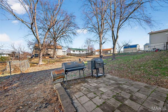 5409 Winthrop Drive, High Ridge, MO 63049