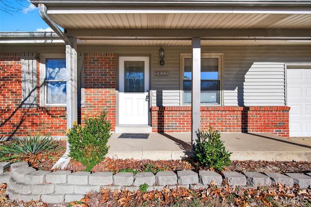 5409 Winthrop Drive, High Ridge, MO 63049