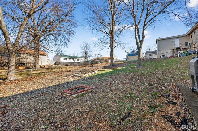 5409 Winthrop Drive, High Ridge, MO 63049