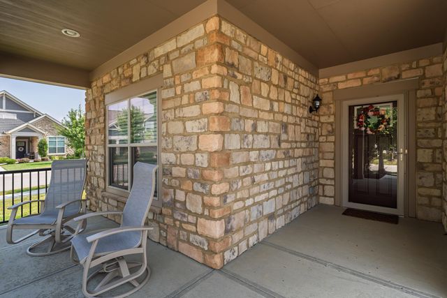 6188 Deer Cliff Road, Dublin, OH 43017