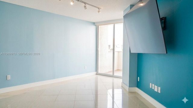 2030 S Douglas Rd 414, Coral Gables, FL 33134