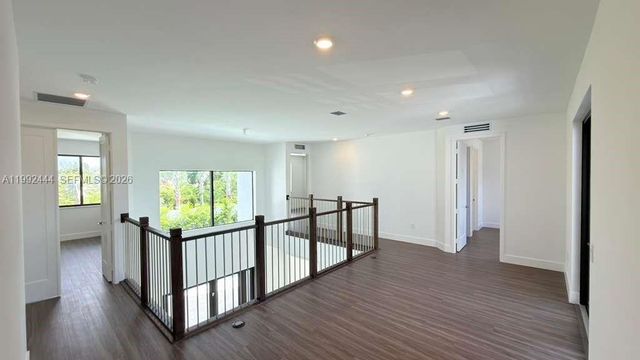 19708 NE 14th Avenue, Miami, FL 33179