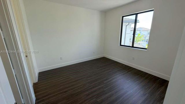 19708 NE 14th Avenue, Miami, FL 33179