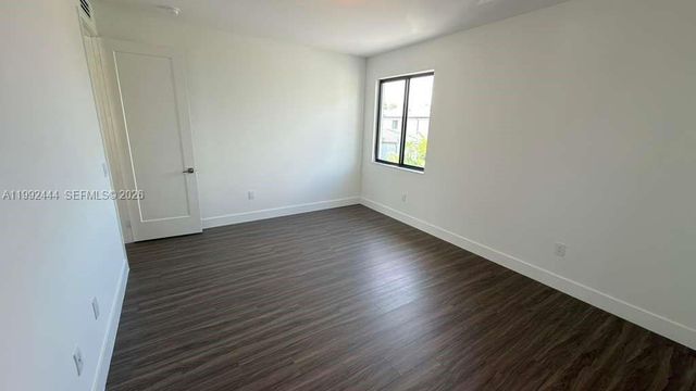 19708 NE 14th Avenue, Miami, FL 33179