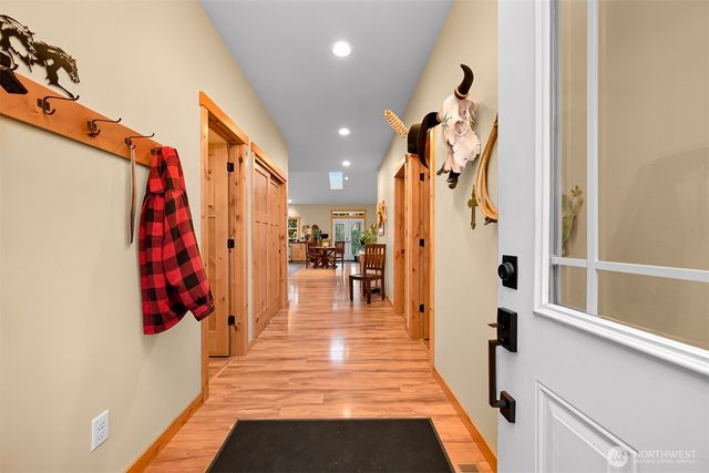 5592 Parkridge Place, Sedro Woolley, WA 98284