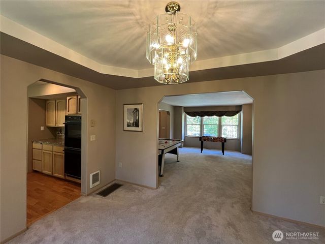 22421 100th Avenue SE, Kent, WA 98031