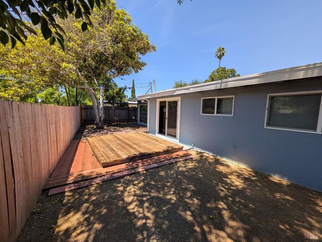 1237 Coronel Ave, Vallejo, CA 94591